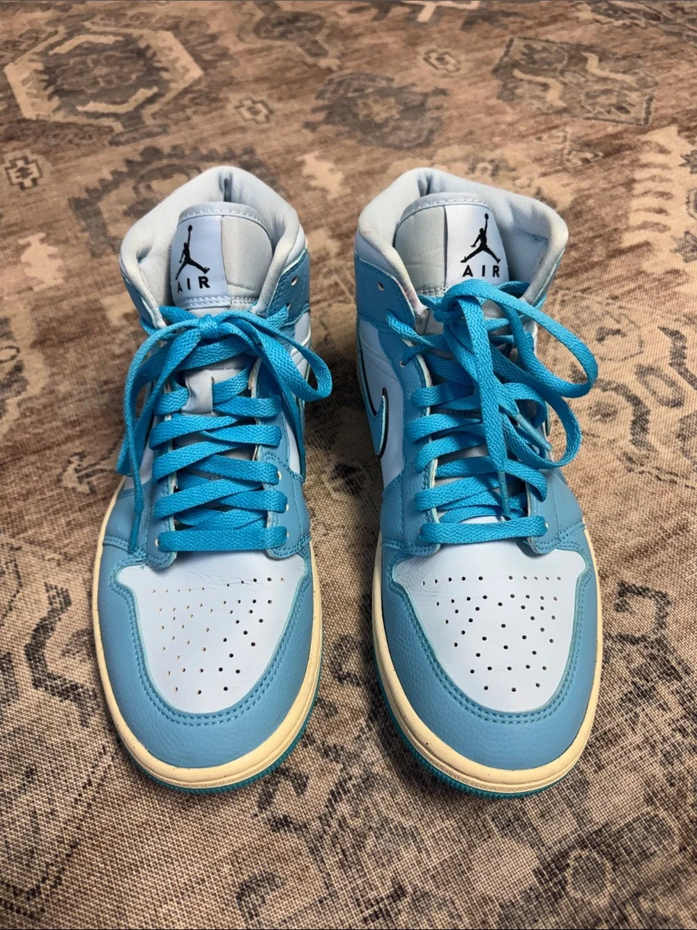Nike Air Jordan 1 Mid Men's Sneakers - Light Blue/Turquoise
